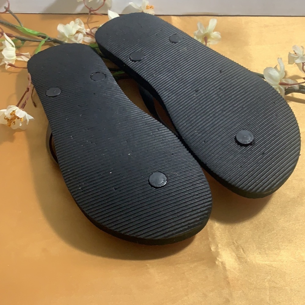 AMERICAN EAGLE FLIP FLOPS - Picture 2 of 4
